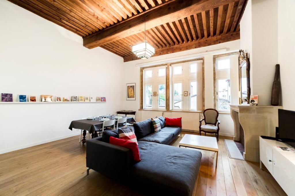 Grand Duplex Au Coeur Du Vieux Apartamento